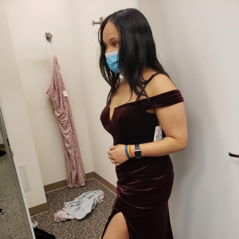 Meet your Posher, Sara💗